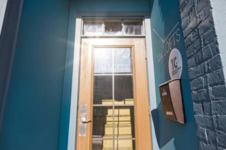 Hip Urban Loft-Small Town Charm-124 Lofts #2 West Dundee Buitenkant foto